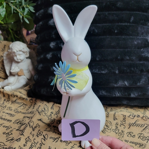 Ceramic Easter bunny he's holding a blue metal flower yellow bow - Picture 9 of 9